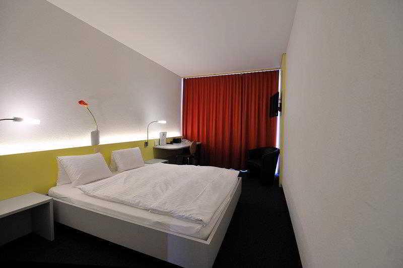 Hotel Sommerau Chur Bagian luar foto